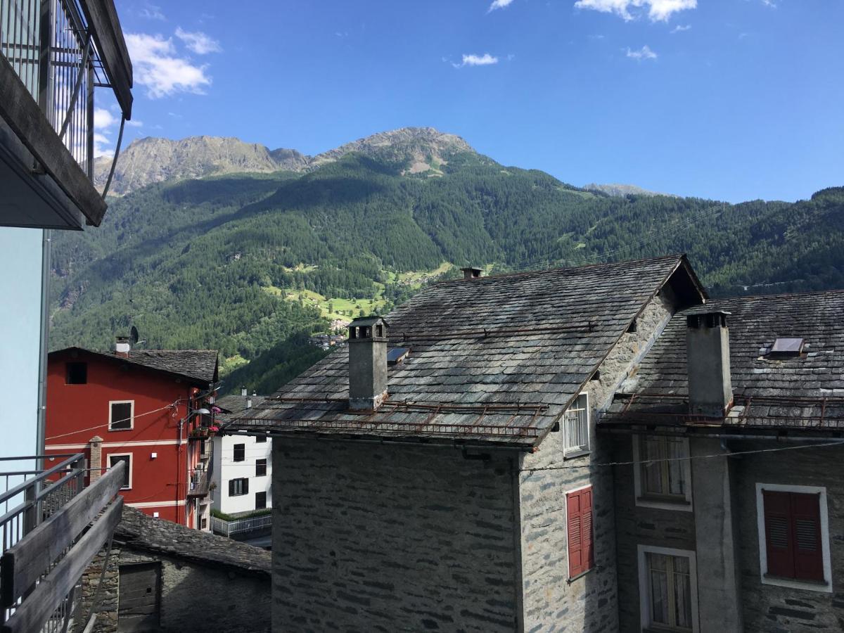 Residence Pizzo Scalino Chiesa in Valmalenco Bagian luar foto