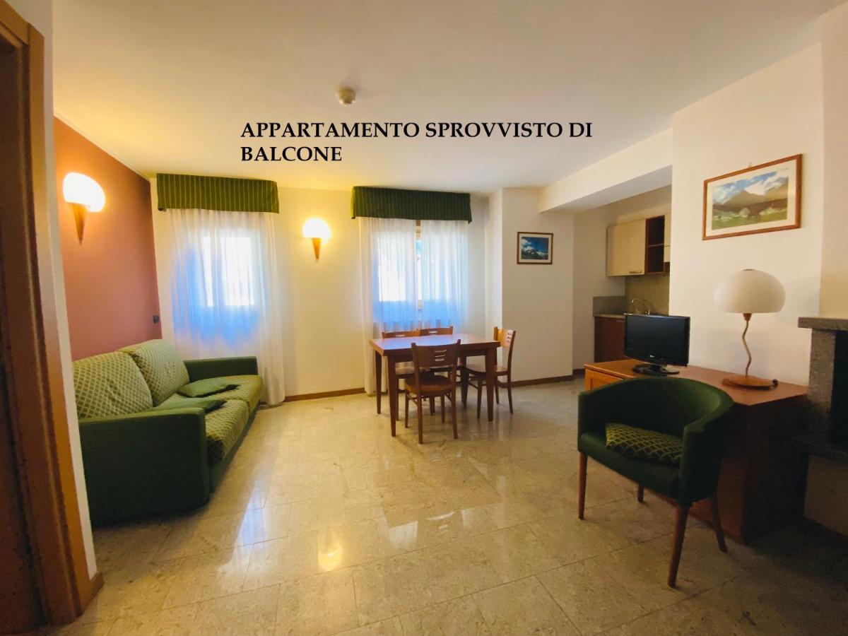 Residence Pizzo Scalino Chiesa in Valmalenco Bagian luar foto